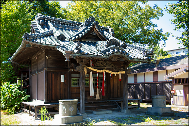 六月八幡神社